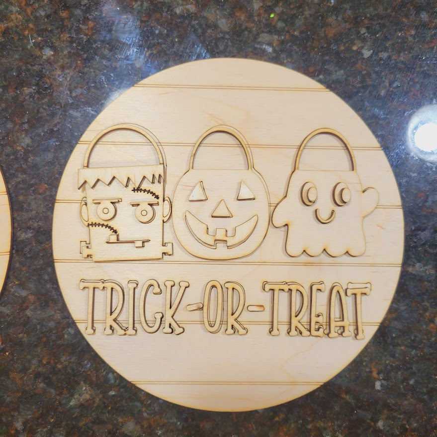 Trick or Treat Baskets DIY Blank