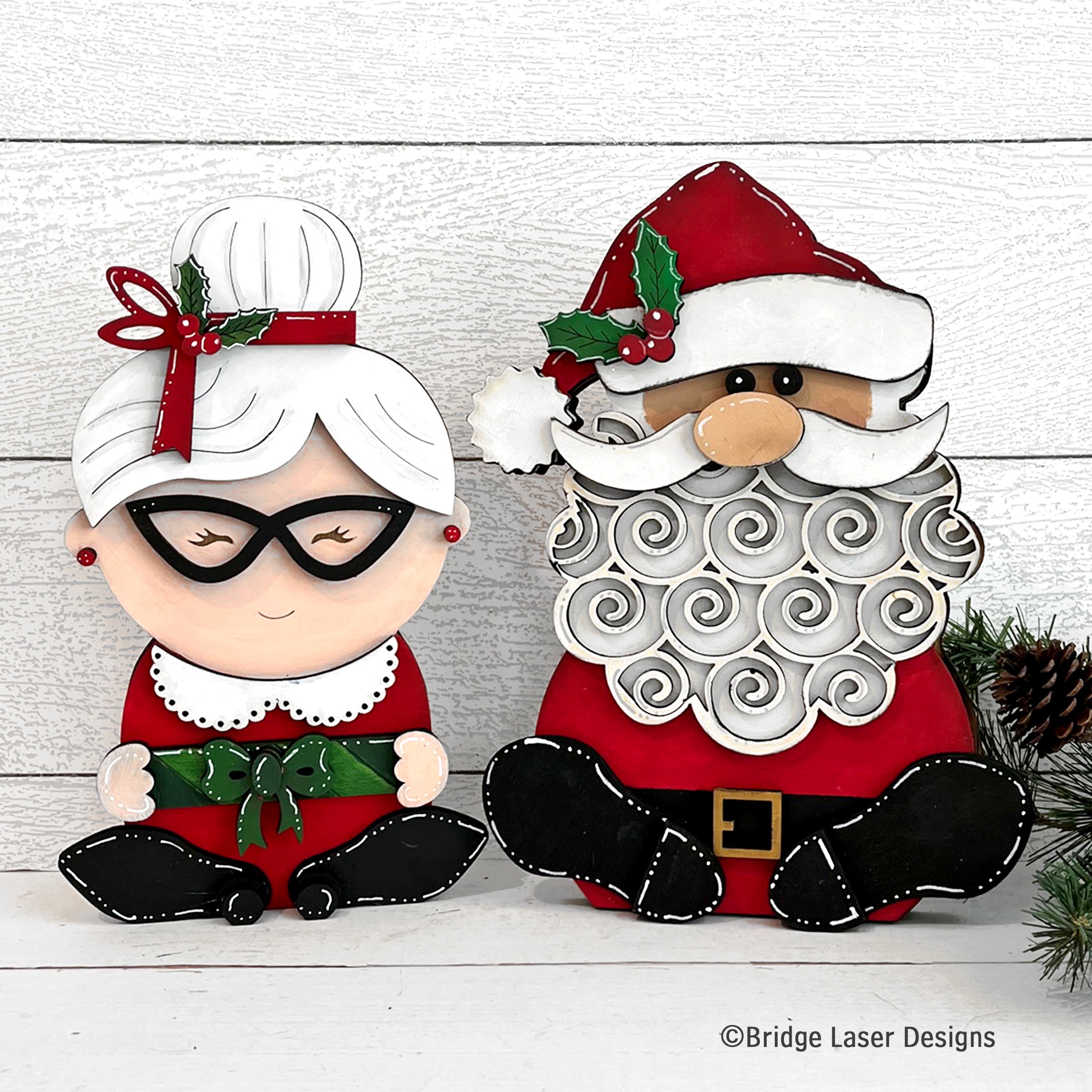 Santa & Mrs Clause Shelf Sitter