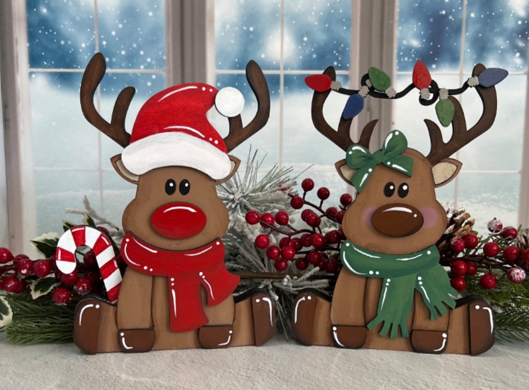 Reindeer Couple Shelf Sitter